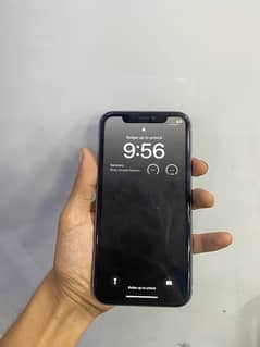 IPHONE 11  FACTORY UNLOCKED 128 gb 0