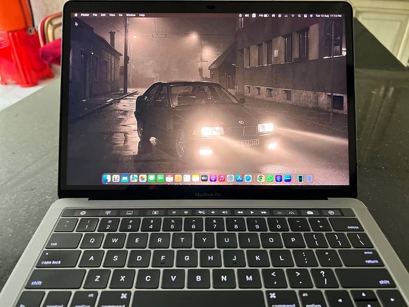 Macbook pro 1