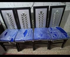 4 seater Dinning With double mirror Table For Sale