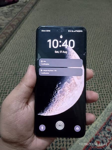 Realme 12 Dynamic Green 1