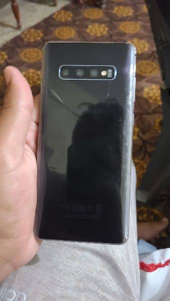 Samsung Galaxy S10 plus 8/128gb 7