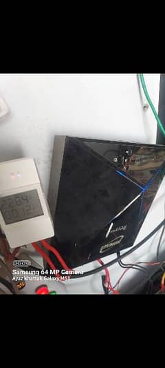 solar ups 24vot ups urgent sale 2400 watt