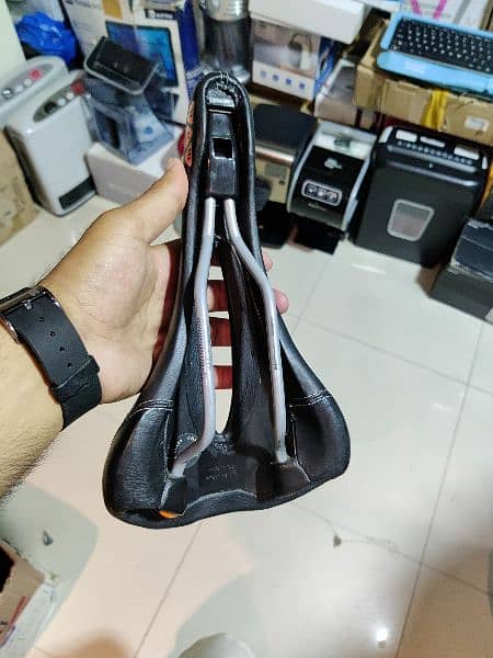 Bicycle's Seat / road bike seat 7