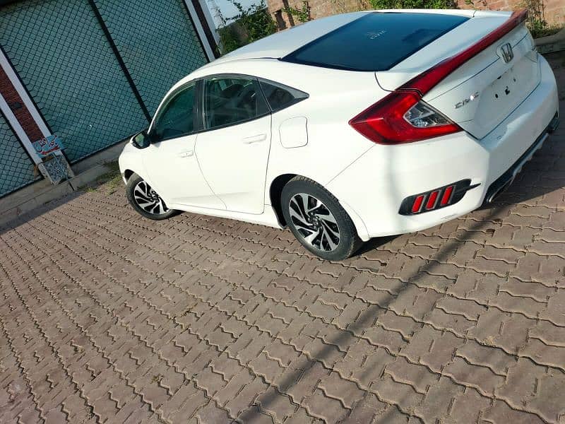 Honda Civic VTi Oriel Prosmatec 2018 10