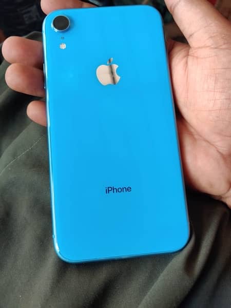 iphone xr 64gb 3