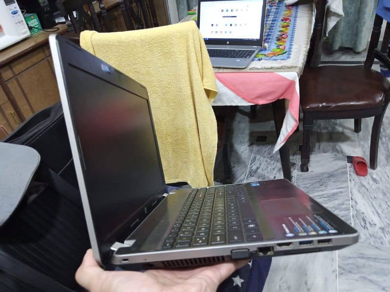 HP ProBook 4530s i3 3