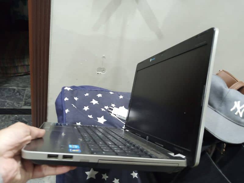 HP ProBook 4530s i3 4