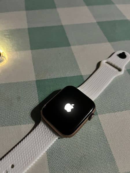 apple watch series 6 Gold Edition 44 mm 0