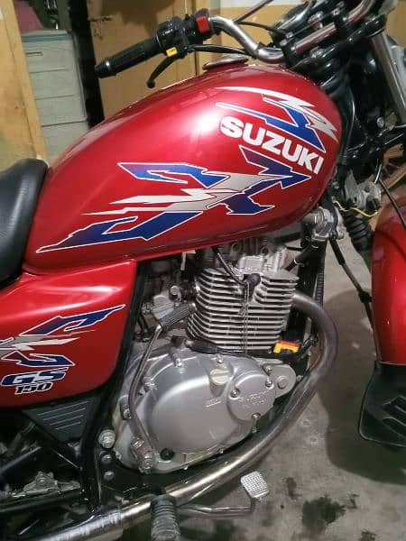 Suzuki gs 150se 2021 3