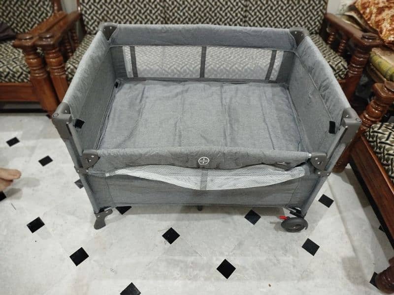 Babylo Deluxe Drop Side Co-Sleeper Bedside Travel Cot, Grey 6