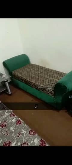 sofa single 0