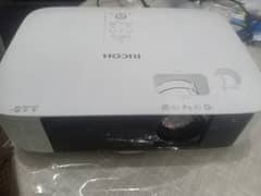 HDMI and VGA Multimedia Projectors available for sale