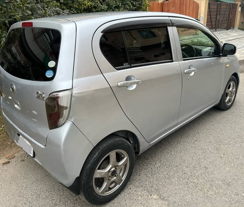 Daihatsu Mira 2012 2