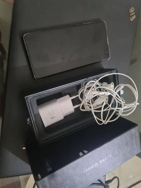 s10 plus full box 0