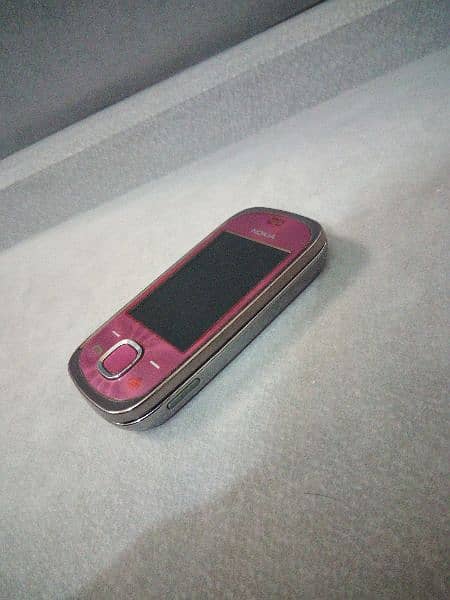 Nokia 7320 Slide, Original, Keypad mobile phone 2