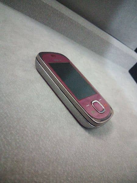 Nokia 7320 Slide, Original, Keypad mobile phone 3