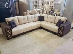 k. s furniture 50% off par furniture day raha hai