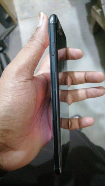 I phone 7 plus 10/10 condition non pta 32 overall original 2