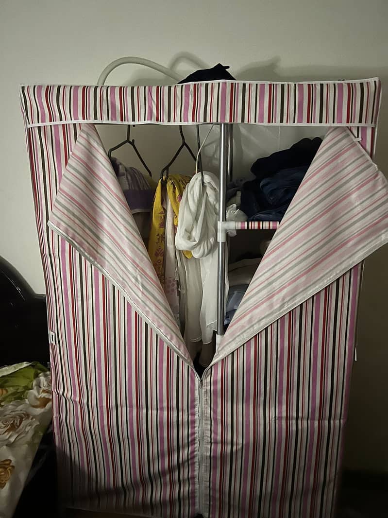 Slightly used wardrobe available for sale in sadiqabad Rawalpindi 1