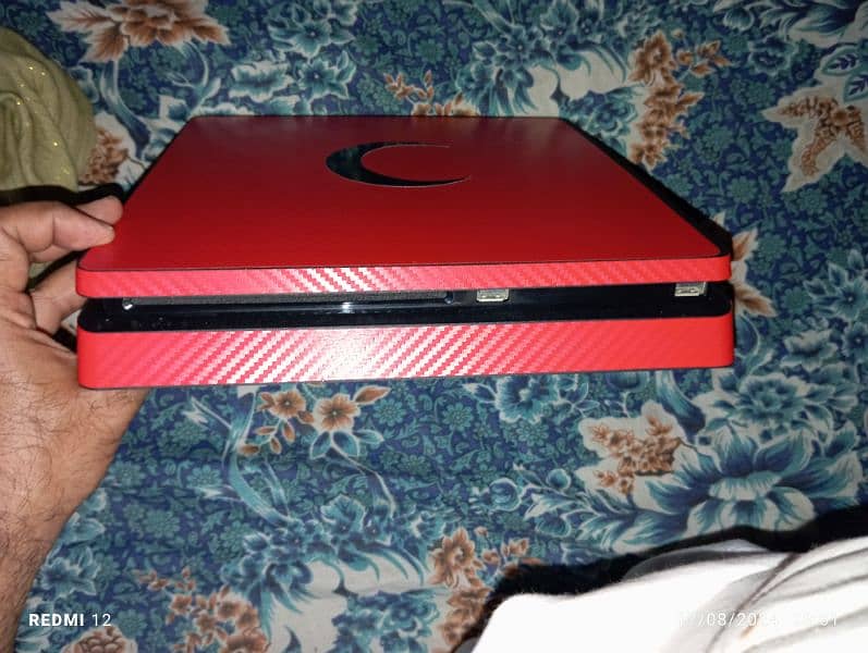 sell ps4 slim fimware 11,00 jealbreak. 500gb 17