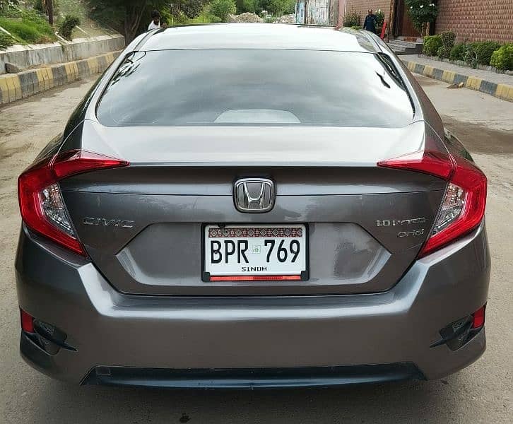 HONDA CIVIC U-G MODEL 2018 REG 2019 ORIGNAL CONDITION 4