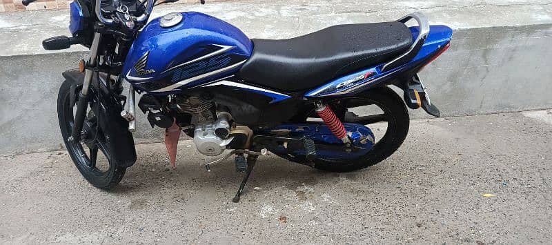 Honda cbf 125 3