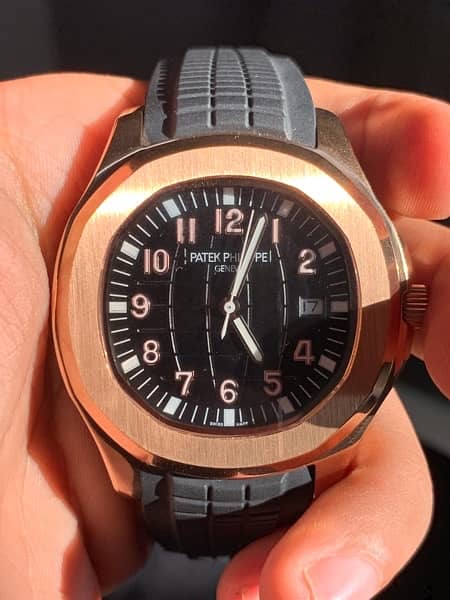 Patek Philippe Aquanaut (gold black) 7