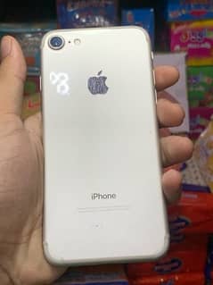 iPhone 7. .