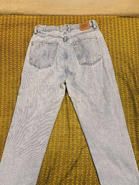 Pull and Bear jeans. 2