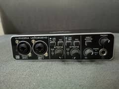 Behringer UMC202HD (great condition)