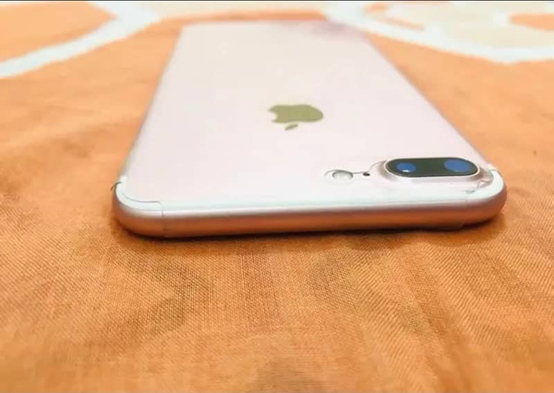 IPhone 7 plus 128 PTA Aproved 1