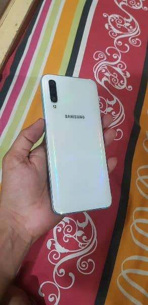 Samsung A50 4/128 Argent sale with box only 0