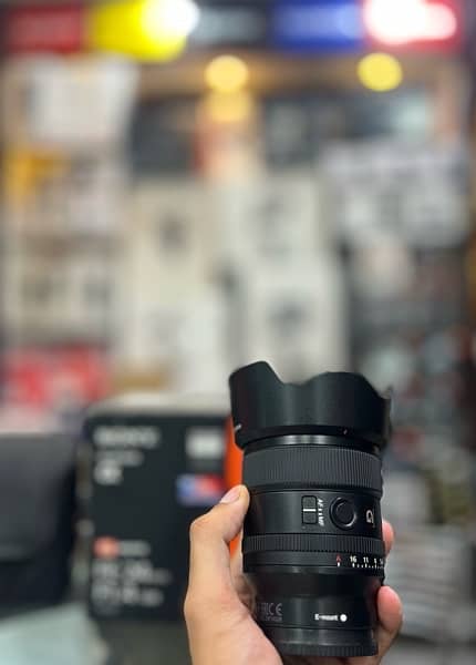 Sony FE 24mm F/1.4 GM lenses 3