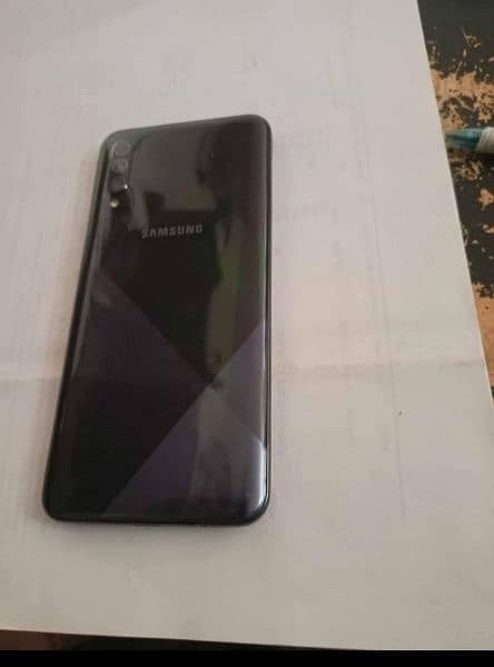 Samsung a30s 4/128 2