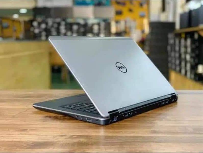 Dell Latitude Core i7 4th Generation 8GB Ram / 128GB SSD 0