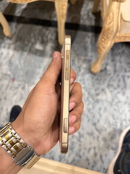 iphone 12pro gold PTA dual approved with Box 1