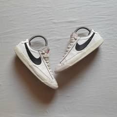 Nike Blazer Low White Black Shoes/Sneakers (size: EUR 39-40)