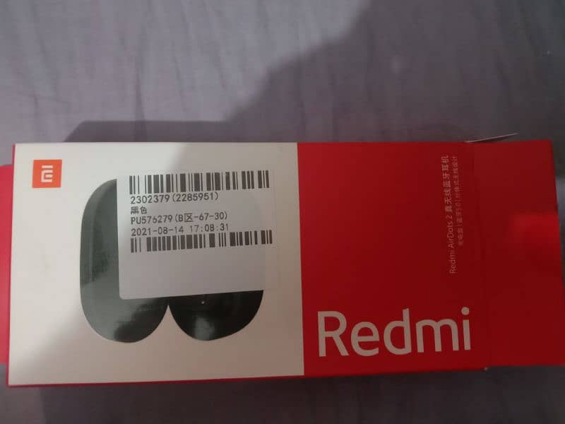 Redmi AirBuds with box 3