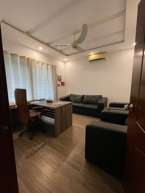 20 Marla Fully Renovated House In Paf Falcon Complex Lahore For Rent 0