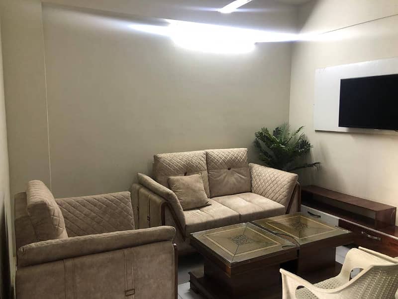 Brand new 3 bedroom drawing TV lounge 1st floor with lift 7