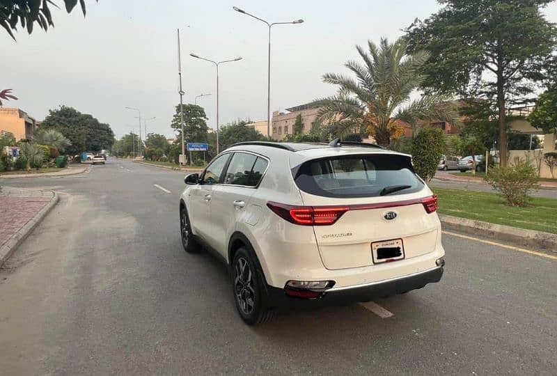 KIA Sportage 2021 1