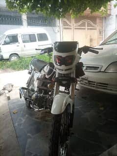 70cc ke univercal head light or motergard forsale ha