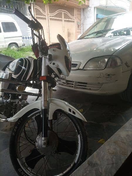 70cc ke univercal head light or motergard forsale ha 1