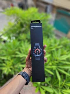 SAMSUNG GALAXY WATCH 5 pro  03700448575