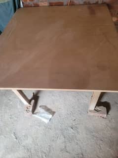 tailor cutting table