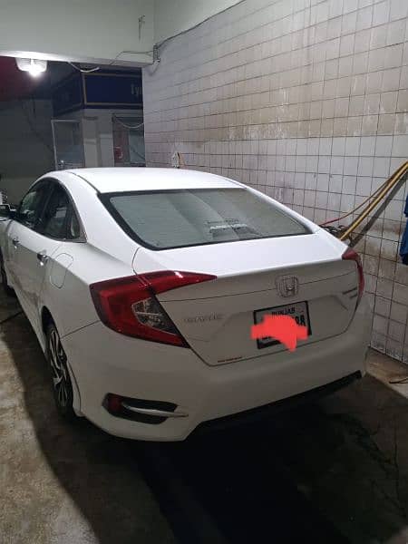 Honda Civic Oriel 2018 6