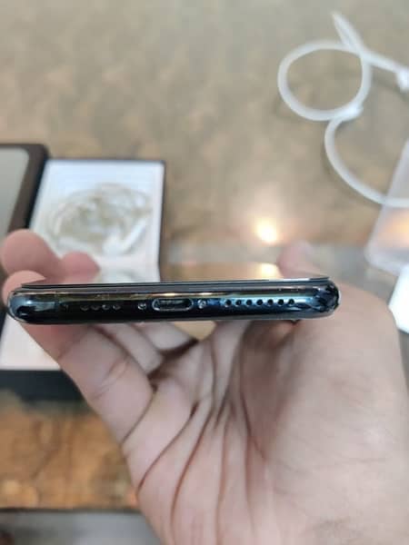 iphone 11 pro max PTA approved 3