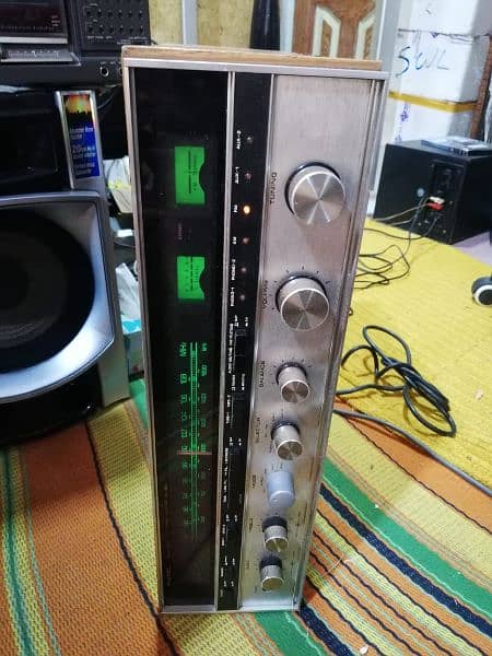 ROTAL POWER AND PRE AMPLIFIER 4