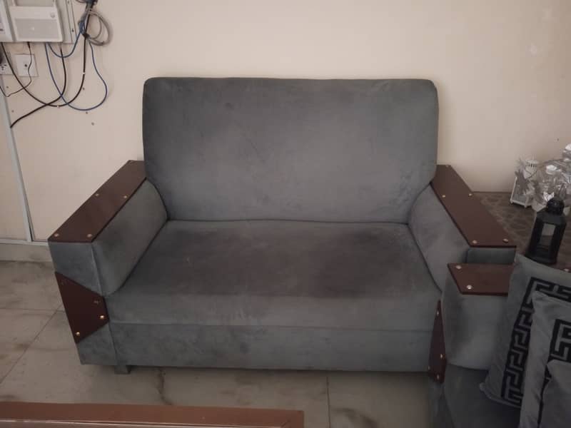 5 seater sofas 1