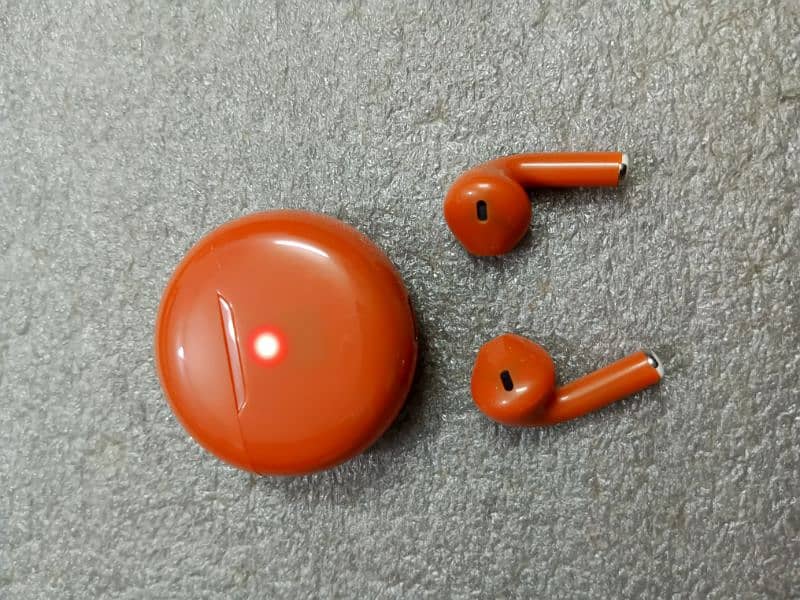 Airpods Orange with Type C Charging 4